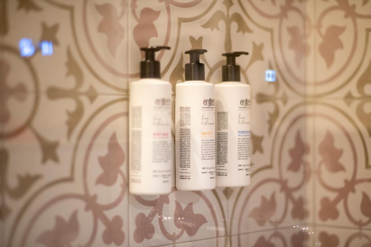 B&B Smartfit House - Room & Relax In เปสการา ภายนอก รูปภาพ