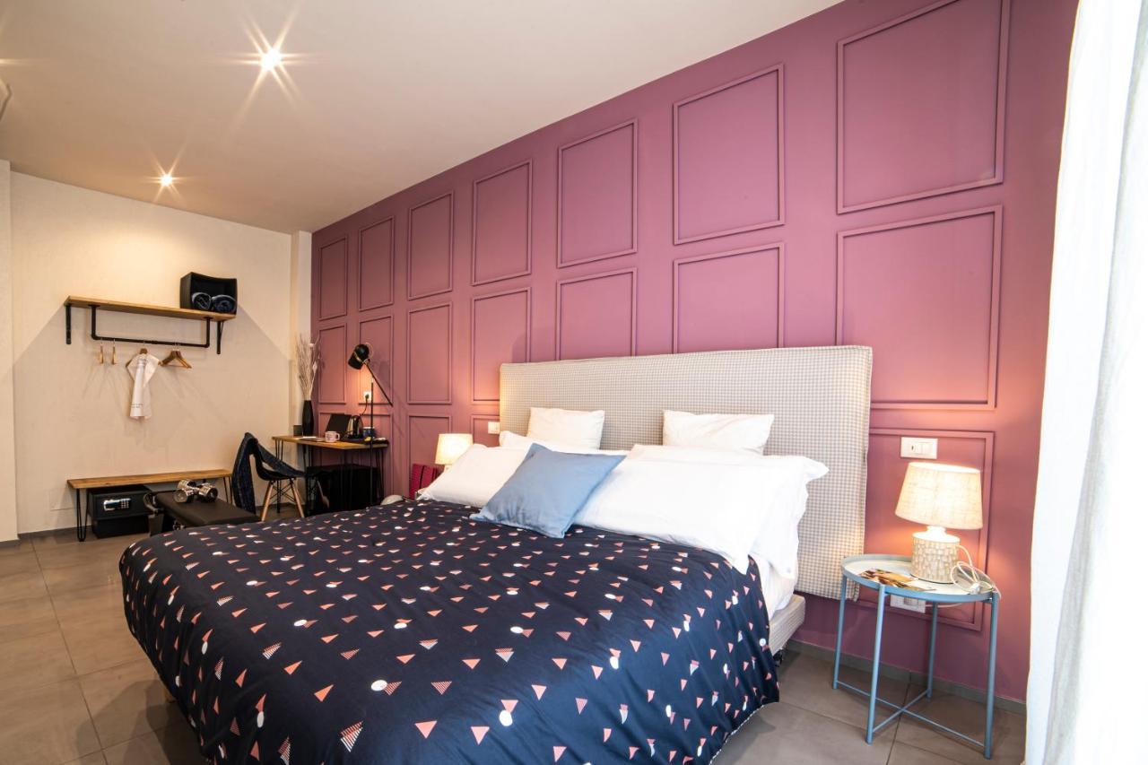 B&B Smartfit House - Room & Relax In เปสการา ภายนอก รูปภาพ