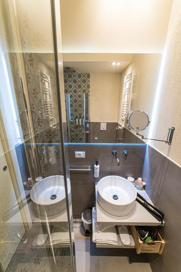 B&B Smartfit House - Room & Relax In เปสการา ภายนอก รูปภาพ