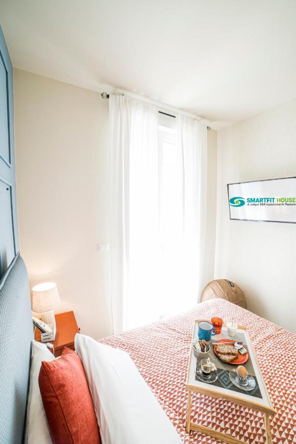 B&B Smartfit House - Room & Relax In เปสการา ภายนอก รูปภาพ