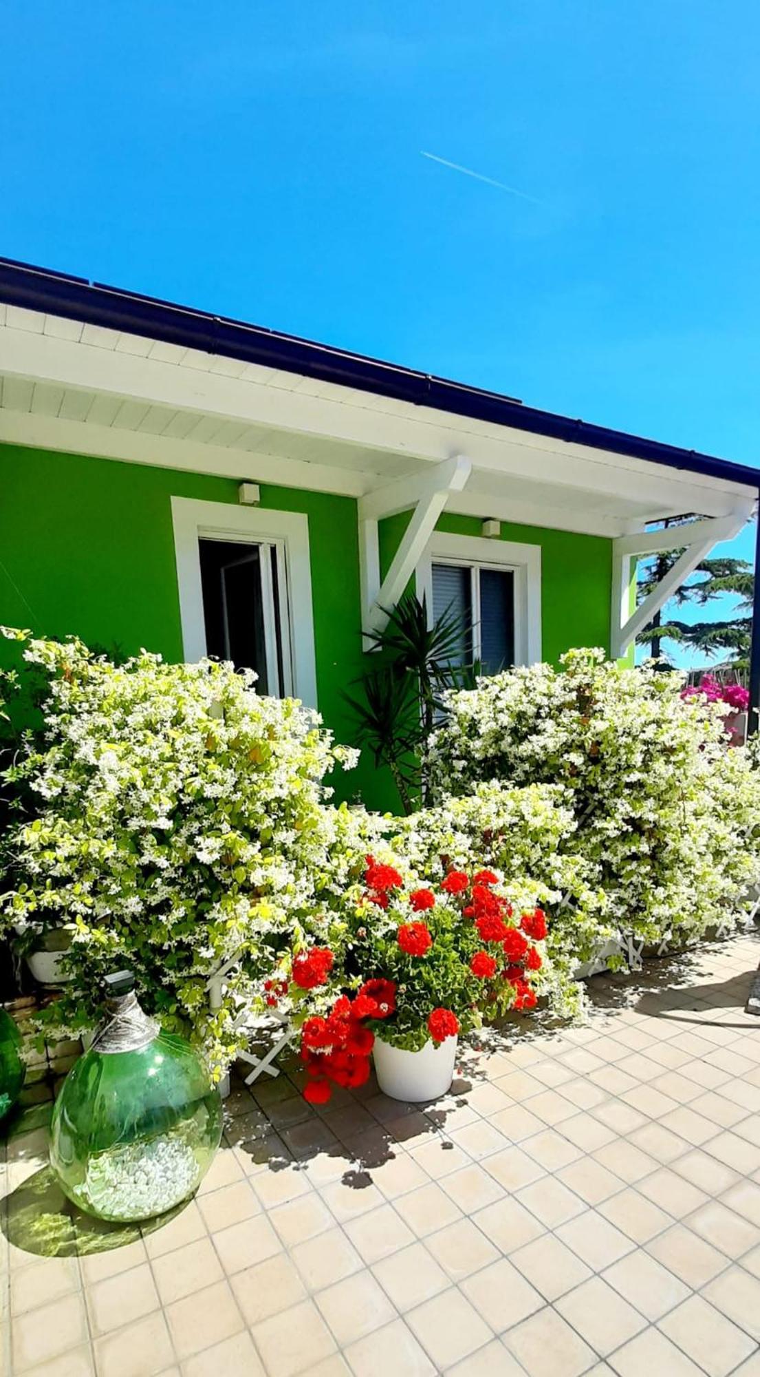 B&B Smartfit House - Room & Relax In เปสการา ภายนอก รูปภาพ